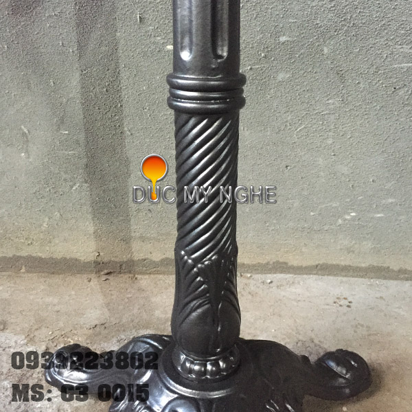 Bàn cafe 3 chân gang đúc C3 015